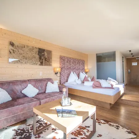 Goldknopf Hotel