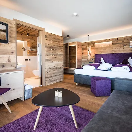 Goldknopf Hotel Alpe Di Siusi